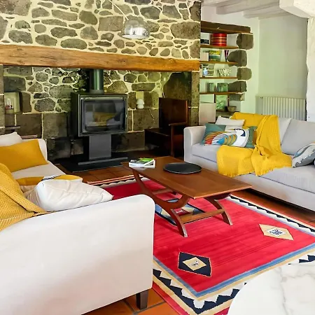 Maison 3 Chambres, Calme, 5 Min D'aurillac Tatil Evi *