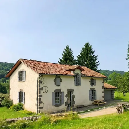 Maison 3 Chambres, Calme, 5 Min D'aurillac Tatil Evi *