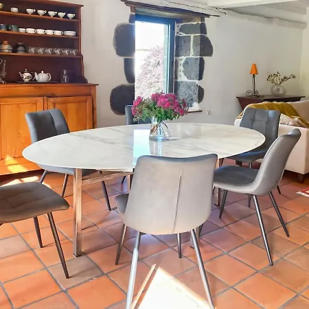 Maison 3 Chambres, Calme, 5 Min D'aurillac Tatil Evi